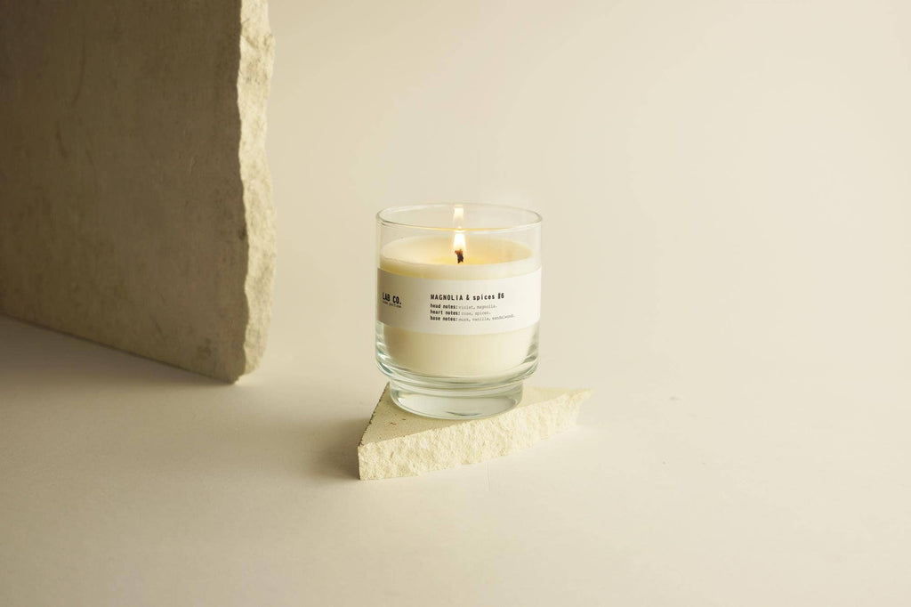 LAB CO. BOUGIE EN CIRE VEGETALE MAGNOLIA & EPICES 200 gr